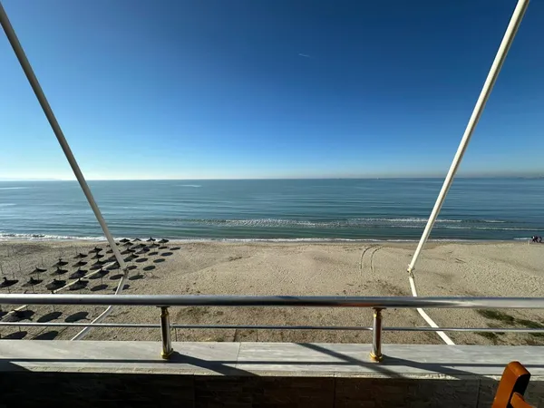 32 m2 apartment on the first line + garage